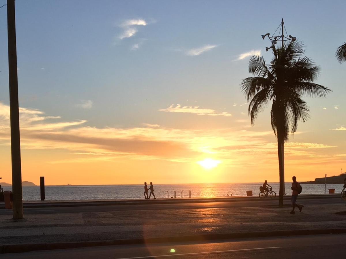 Apartamento No Melhor Ponto De Copacabana A 5 Minutos Da Praia Ріо-де-Жанейро Екстер'єр фото